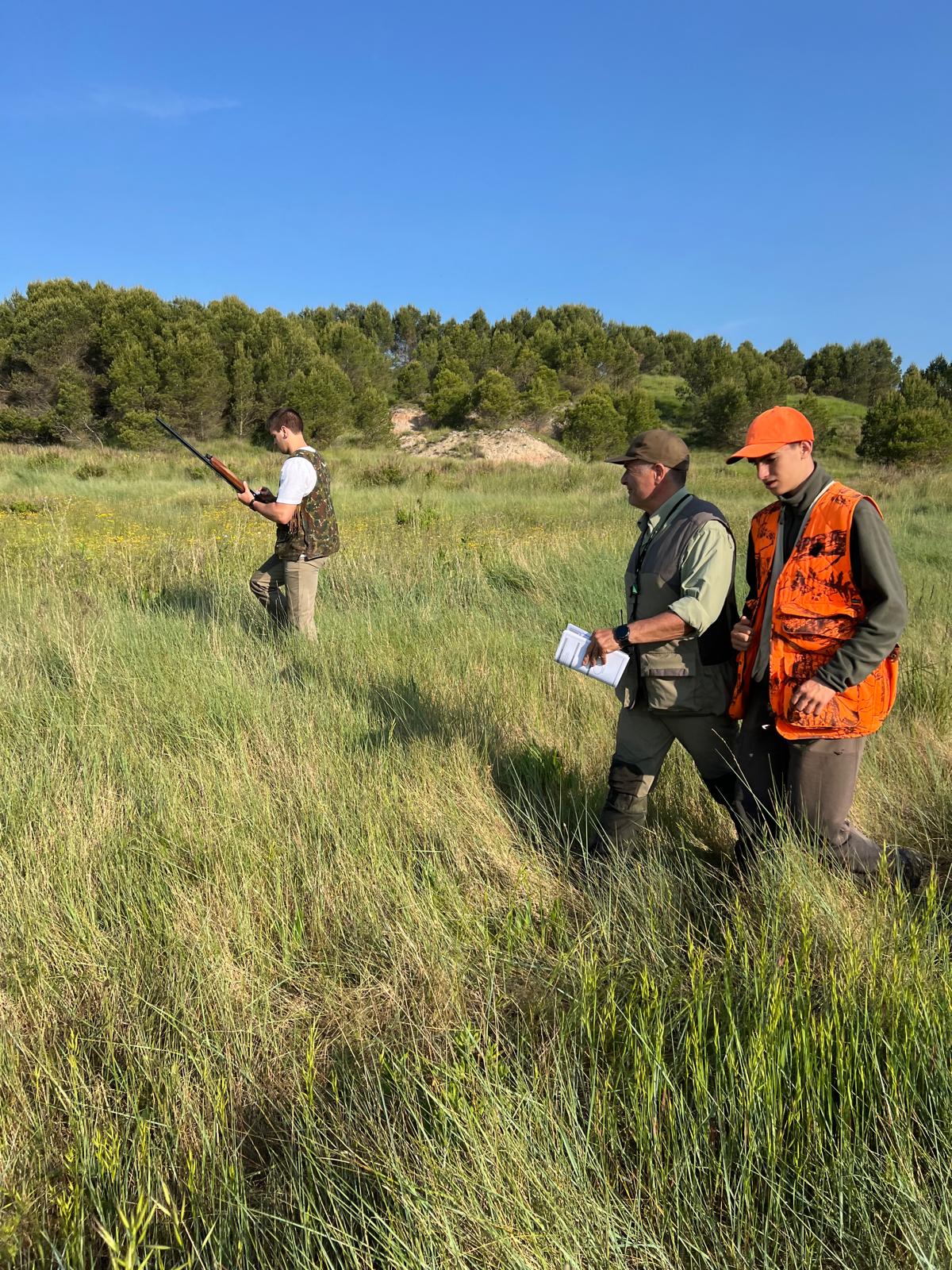 CODORNIZ CON PERRO, MENDAVIA 18-05-25